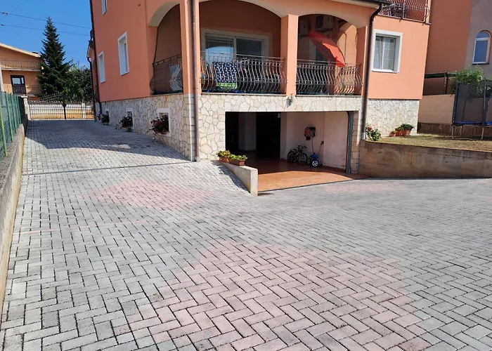 Dakovic Διαμέρισμα