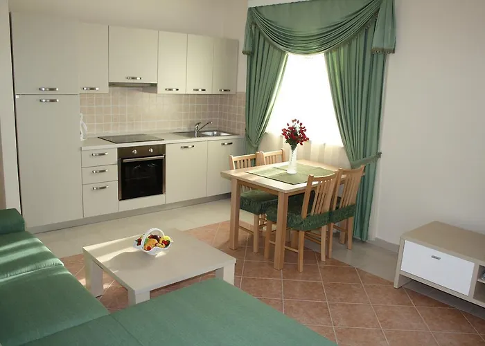 Dakovic Διαμέρισμα Πόρετς